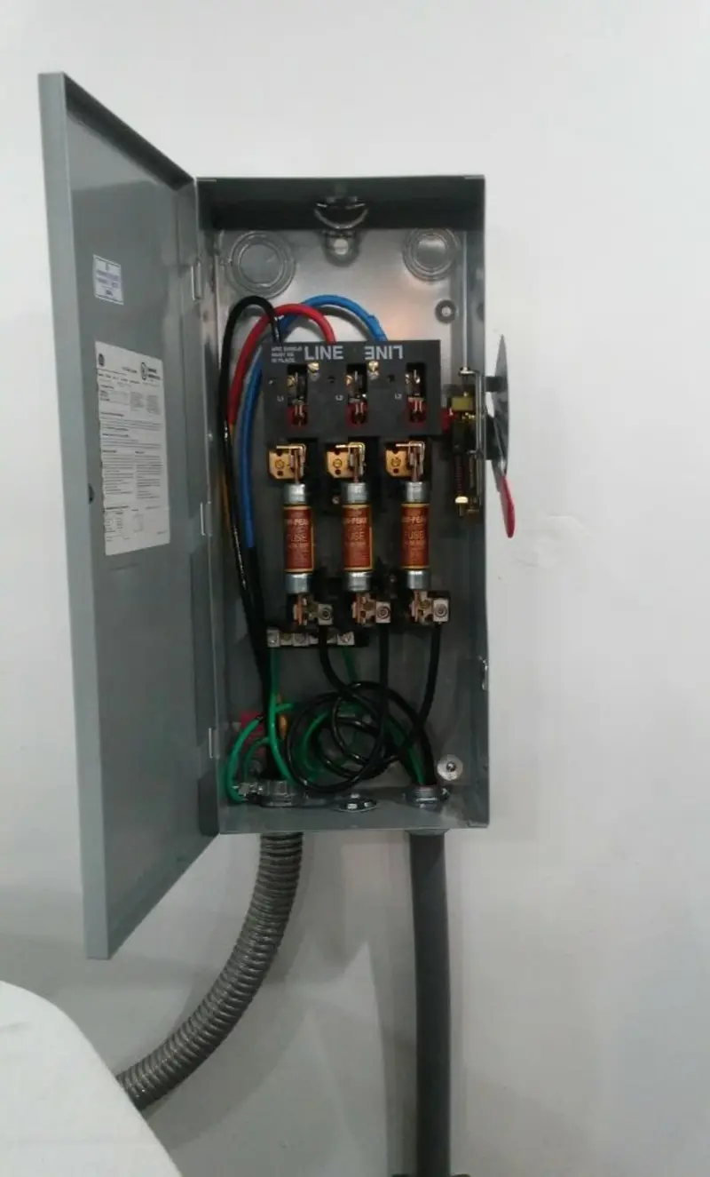 Three-phase disconnect switch installed for Electrical Wiring & Rewiring in Spotswood